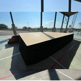 ALQUILER DE ESCENARIO 8X5M EN BARCELONA | TRANSPORTE Y MONTAJE